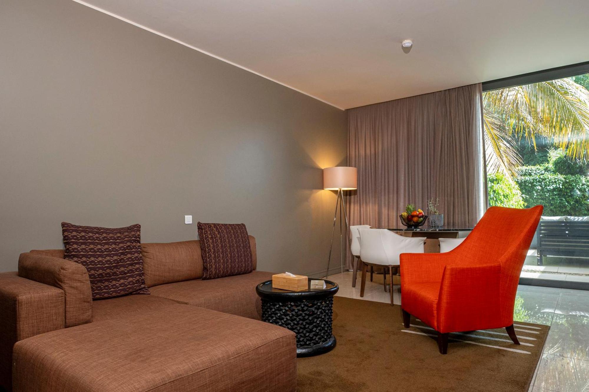 Noom Hotel Dakar Sea Plaza, A Member Of Radisson Individuals Exterior foto Living room